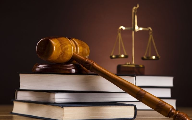 Nhiệm vụ chính của pháp chế liên quan đến các vấn đề pháp lý trong tổ chức